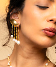 Petal Pearl Earring