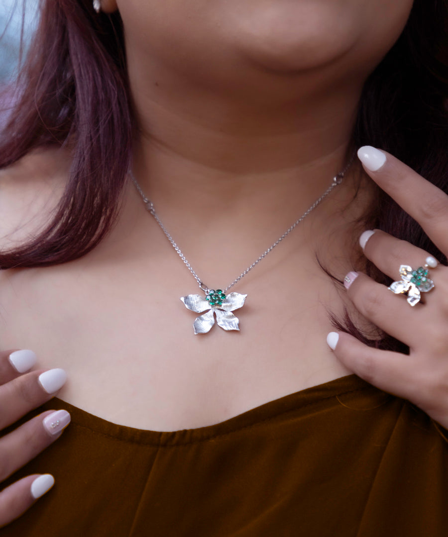 Magnolia Necklace