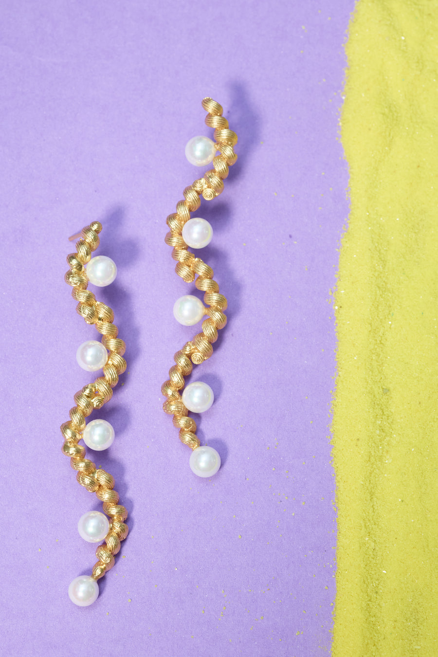 Iris Pearl Dangler