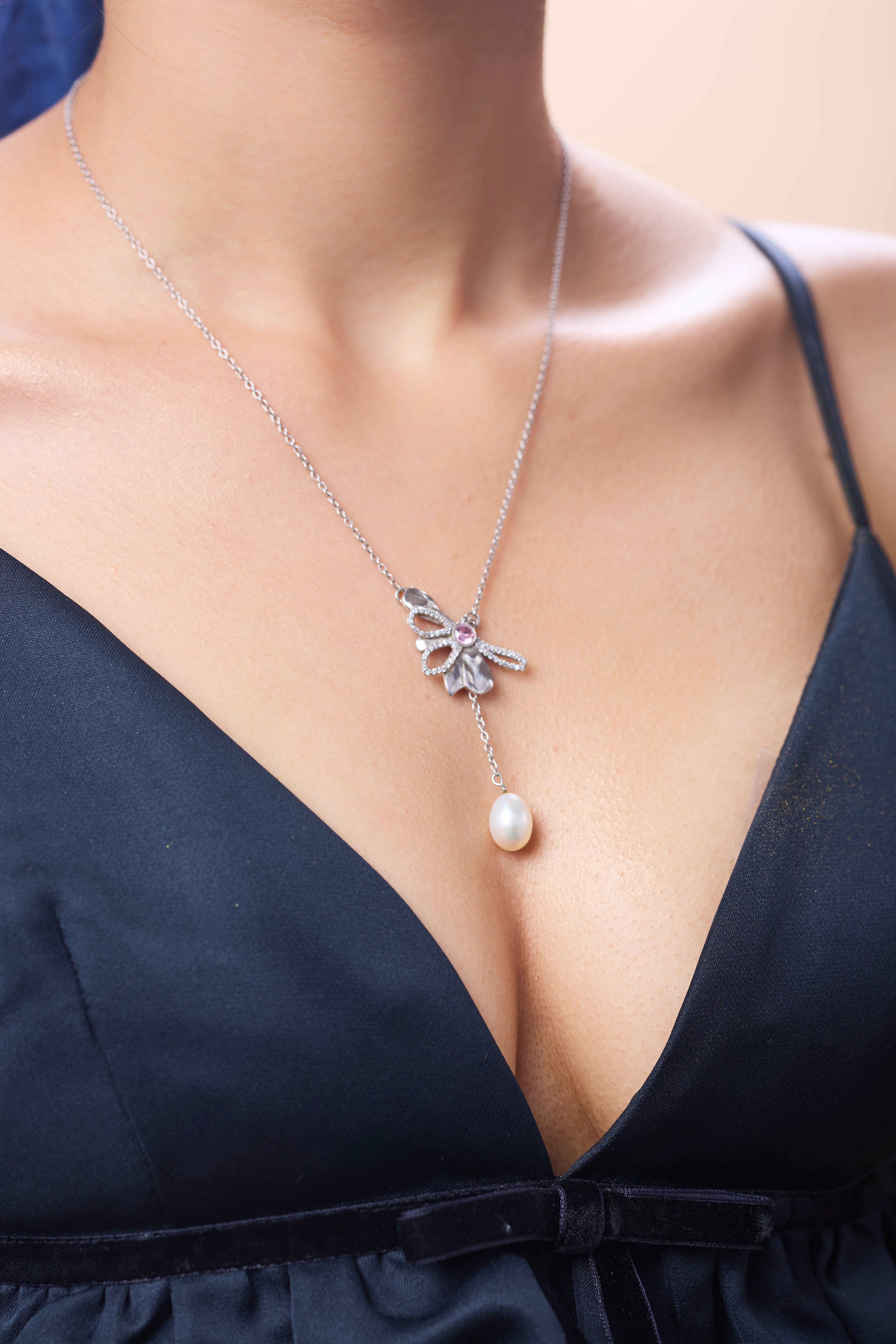 Daisy Necklace